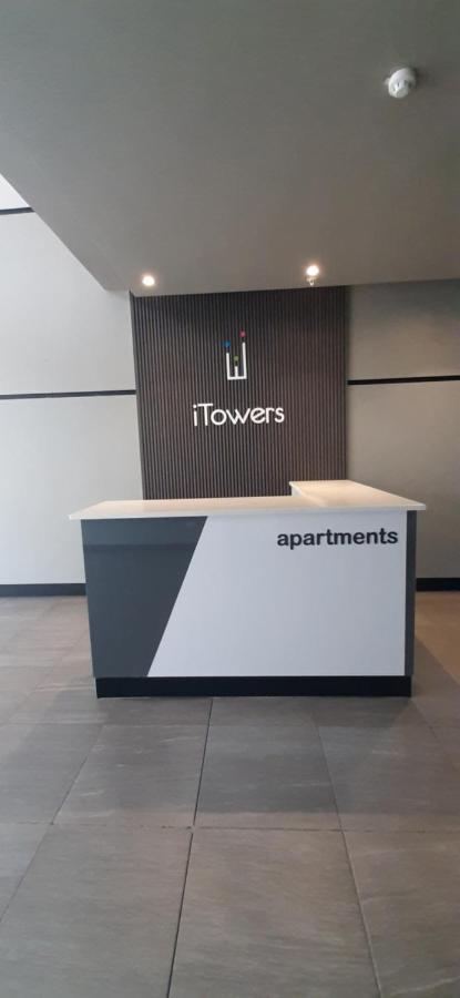 Urban Awe Apartment-Itowers 23Rd Floor Gaborone Exterior photo