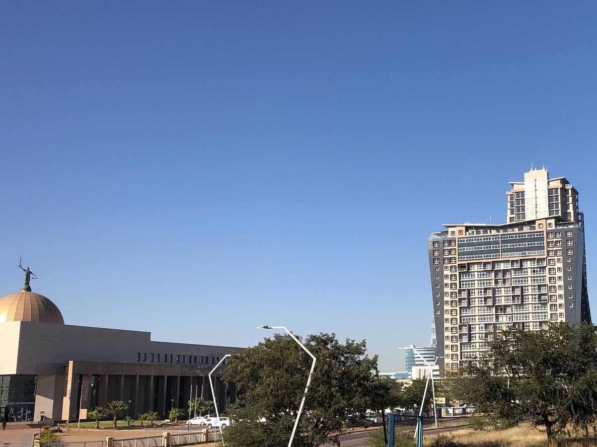 Urban Awe Apartment-Itowers 23Rd Floor Gaborone Exterior photo